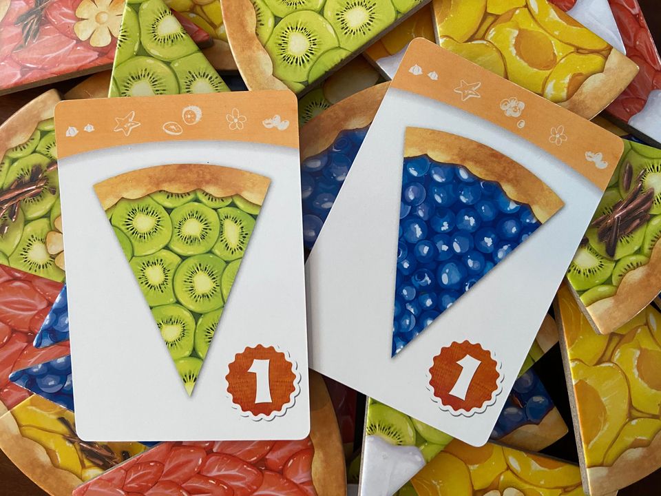 Cards from Piece of Pie Game--slice of kiwi pie and slice of blueberry pie